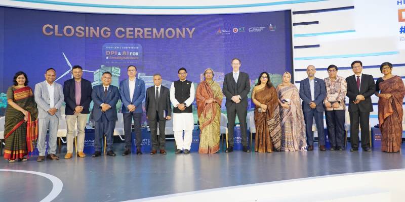 বৈষম্যহীন ডিজিটাল বিশ্ব গড়তে ১০ দফার ‘ঢাকা সনদ ২০২৩’ ঘোষণা করলেন আইসিটি প্রতিমন্ত্রী বৈষম্যহীন ডিজিটাল বিশ্ব গড়তে ১০ দফার ‘ঢাকা সনদ ২০২৩’ ঘোষণা করলেন আইসিটি প্রতিমন্ত্রী