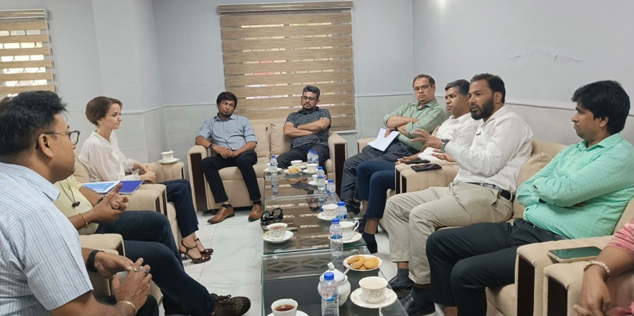 টিএমজিবি ও রশিয়ান হাউসের পরিচালকের মধ্যে সৌজন্য সাক্ষাৎ